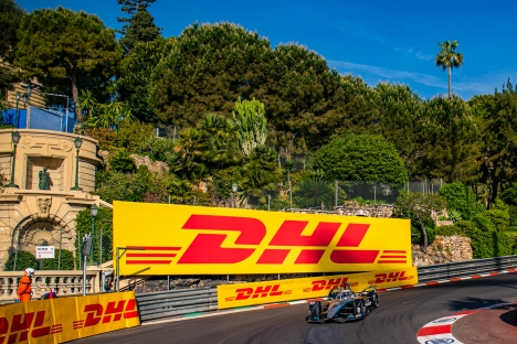 DHL ist seit 2004 offizieller Logistikpartner der Formel 1 und hat 2013 die Formel E als Grndungspartner mit an den Start gebracht - Quelle: Lou Johnson